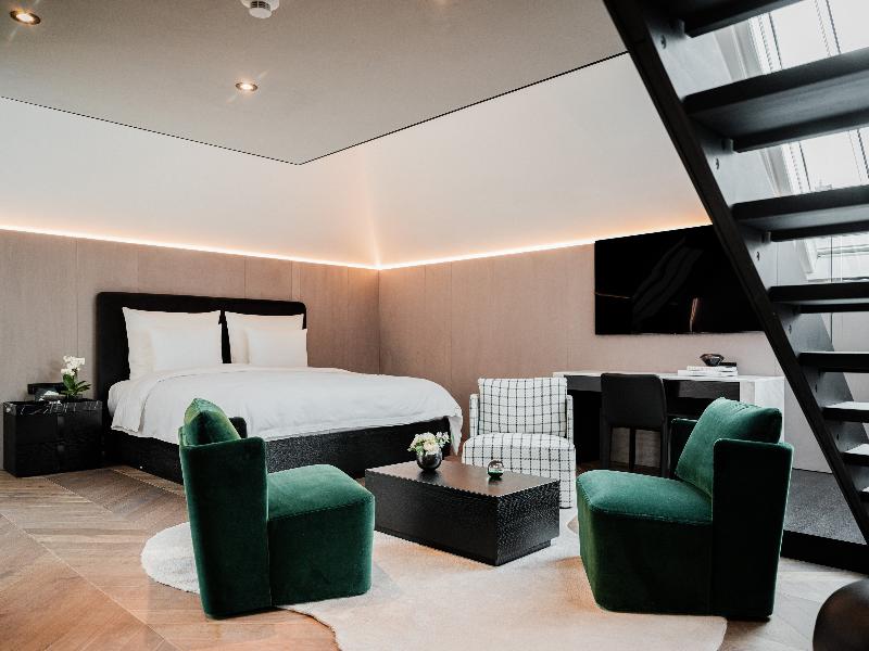 The Amauris Vienna - Oda