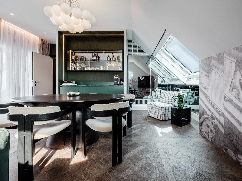 The Amauris Vienna - Oda