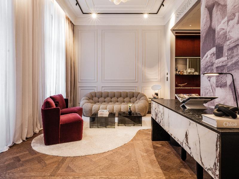 The Amauris Vienna - Oda