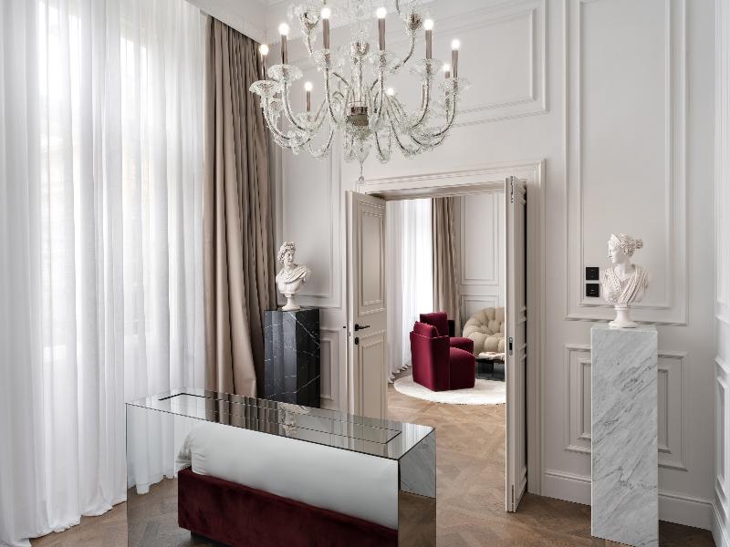 The Amauris Vienna - Oda