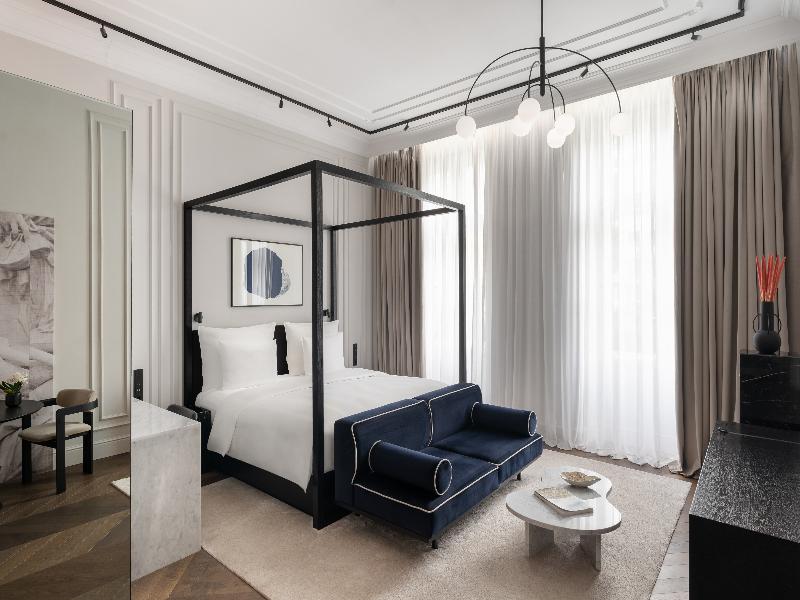 The Amauris Vienna - Oda