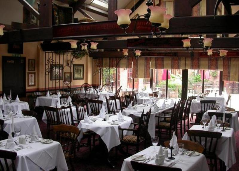 The Barn Hotel & Spa - Restoran