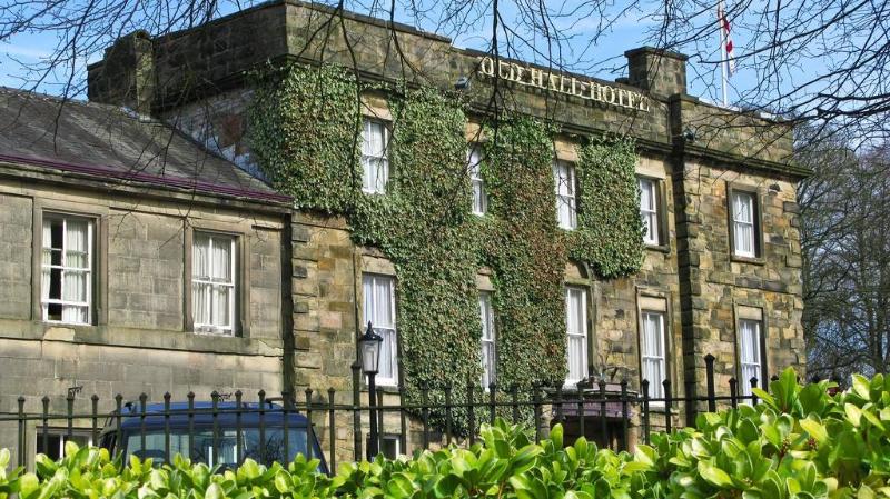 Old Hall - Genel