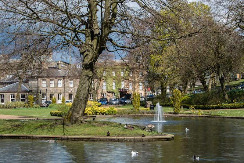 Old Hall - Genel