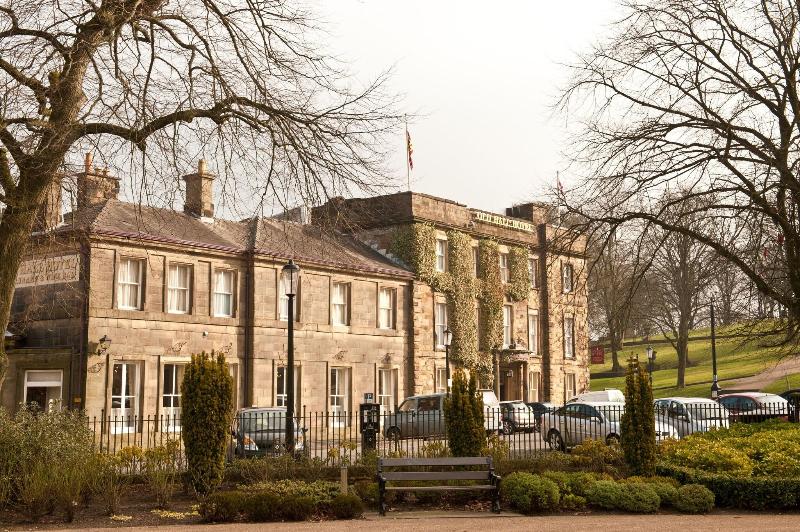 Old Hall - Teras