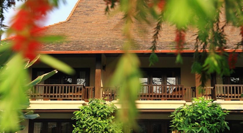 Lanna Dusita Riverside Boutique Resort - Teras