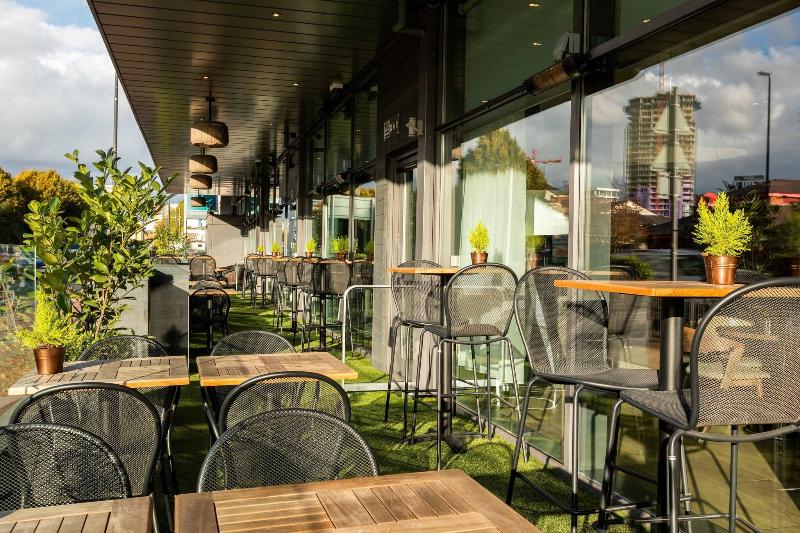 AC Hotel Manchester Salford Quays - Lobi