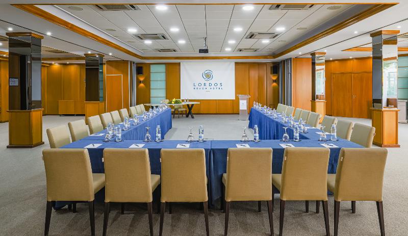 Lordos Beach - Toplantı