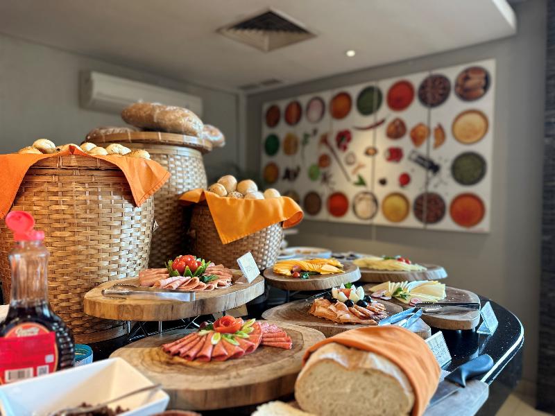 Bali Dynasty Resort - Restoran