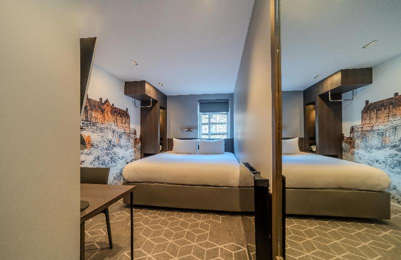 KM Hotel - Oda