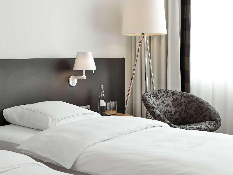 Dorint Hotel Bremen - Oda