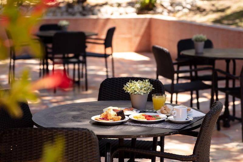 Campanile Setubal - Bar