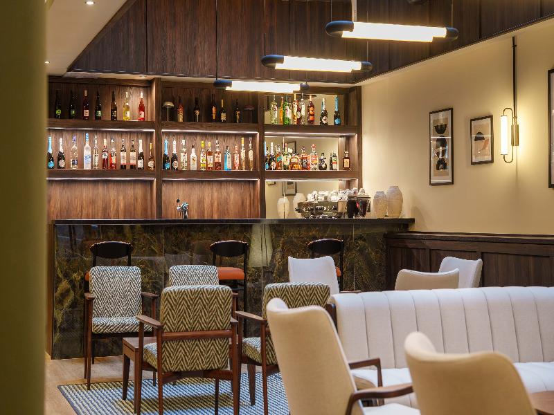 Honest Budapest by Chic&Basic - Bar