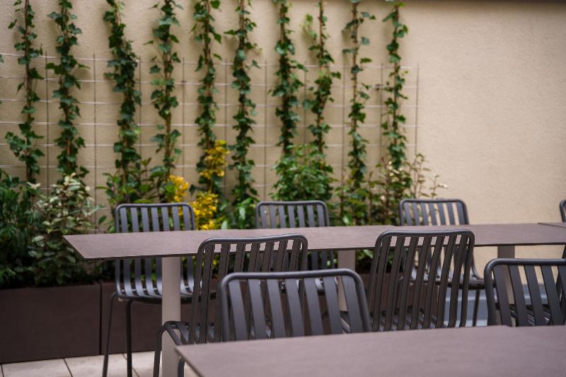 Honest Budapest by Chic&Basic - Teras