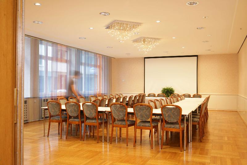 TOP VCH Hotel Wartburg Stuttgart - Toplantı