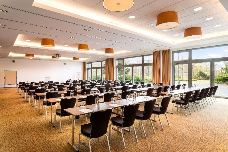 elaya hotel hamburg finkenwerder - Toplantı