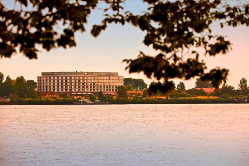 elaya hotel hamburg finkenwerder - Genel