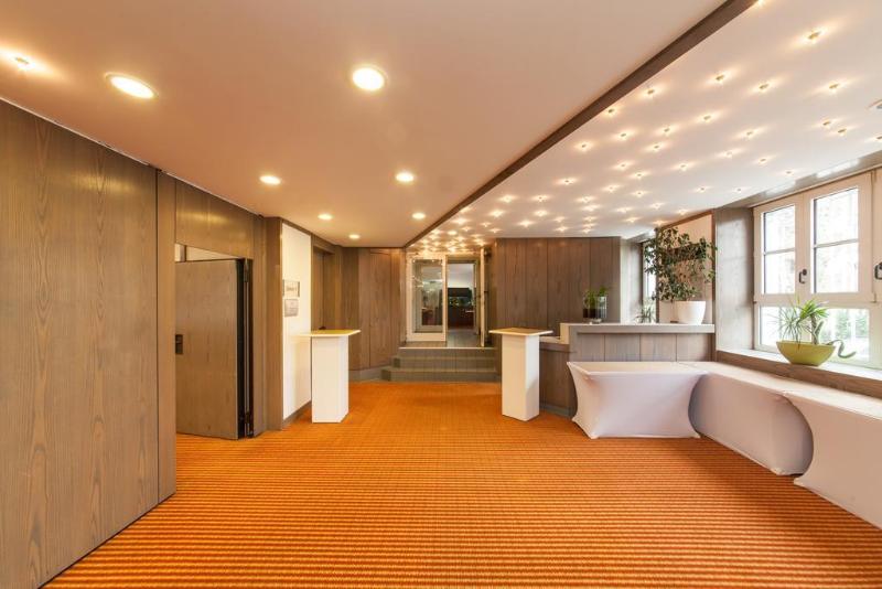 Novum Hotel Offenbacher Hof - Lobi