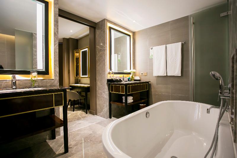 Centara Grand at CentralWorld - Oda