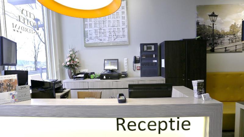 City Hotel Amsterdam - Lobi