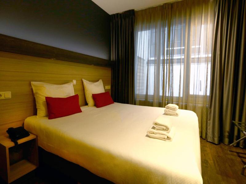 City Hotel Amsterdam - Genel