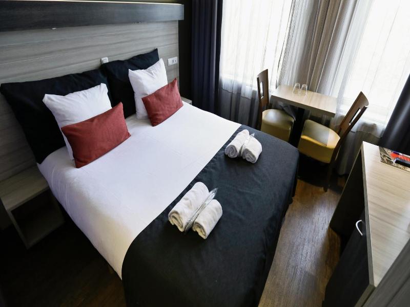 City Hotel Amsterdam - Genel