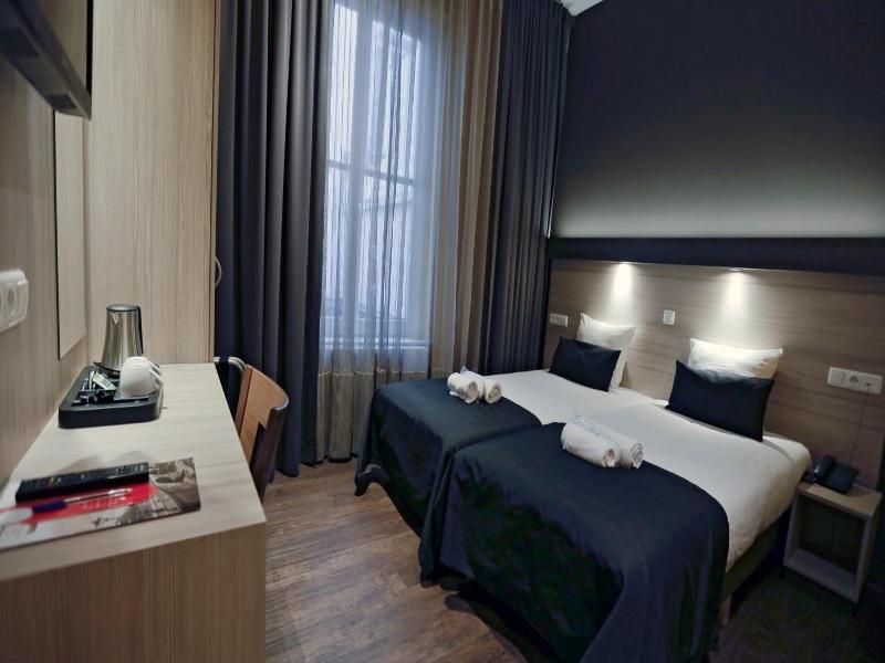 City Hotel Amsterdam - Genel
