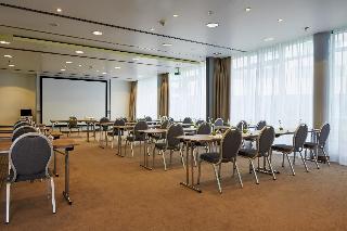 H+ Hotel Stuttgart Herrenberg fotoÄŸrafÄ±