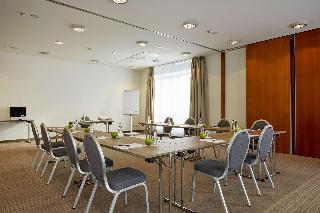H+ Hotel Stuttgart Herrenberg fotoÄŸrafÄ±