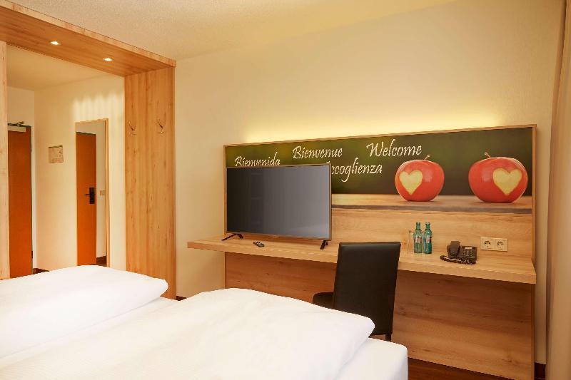 H+ Hotel Stuttgart Herrenberg - Oda
