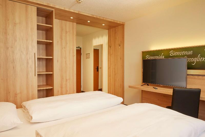 H+ Hotel Stuttgart Herrenberg - Oda
