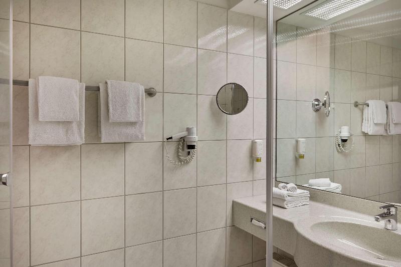H+ Hotel Stuttgart Herrenberg - Oda