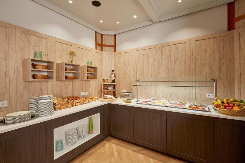 H+ Hotel Stuttgart Herrenberg - Restoran