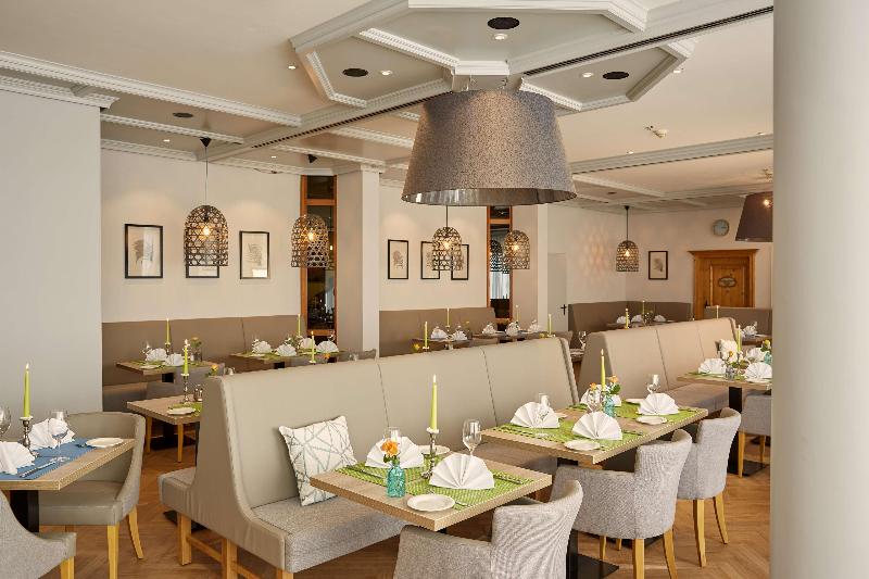 H+ Hotel Stuttgart Herrenberg - Restoran