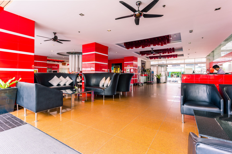 Nova Platinum Hotel - Lobi