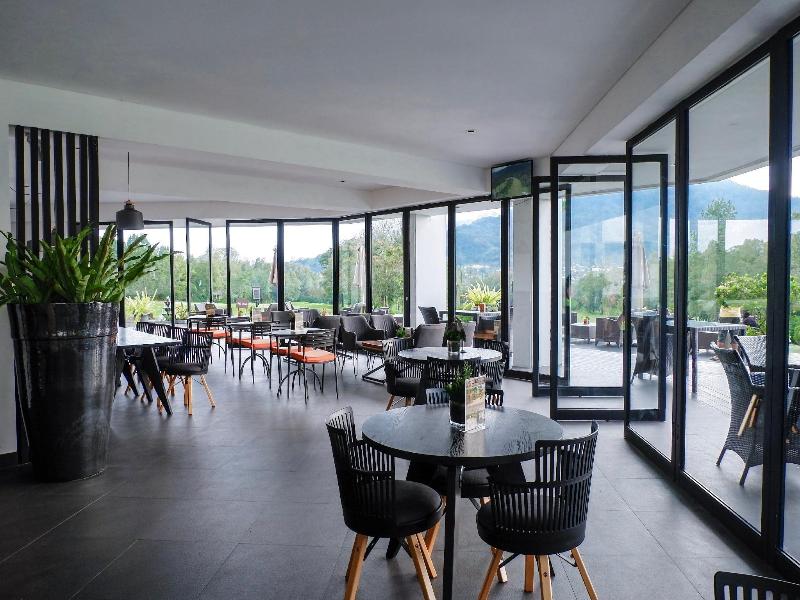 Bali Handara Kosaido Country Club - Restoran