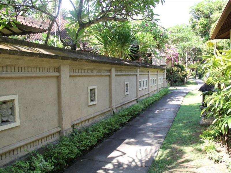 Besakih Beach Resort - Genel