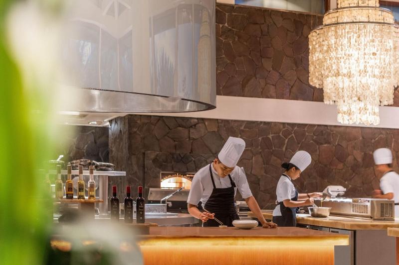 The St. Regis Bali Resort - Oda