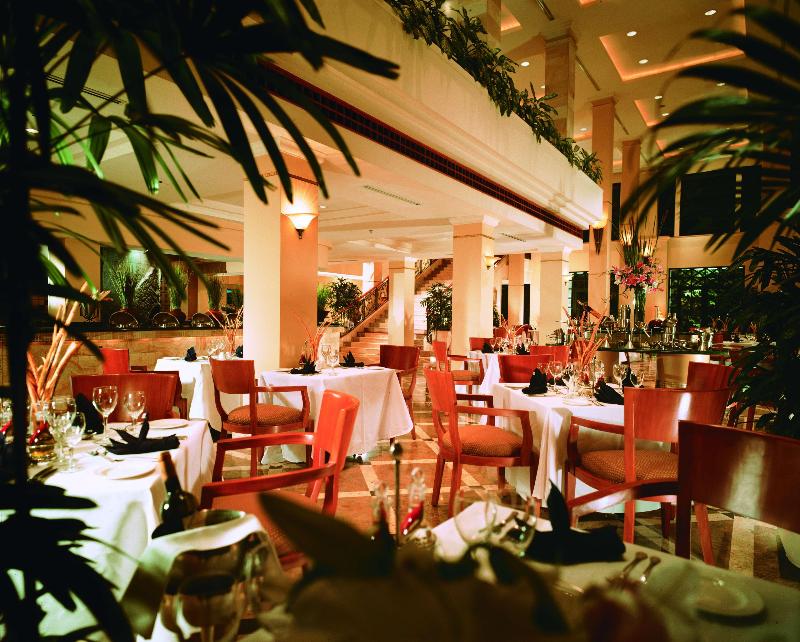 Hyatt Regency Yogyakarta - Restoran