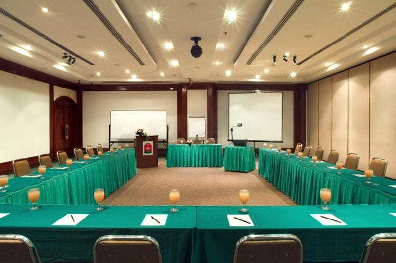 Arcadia Hotel Surabaya fotoÄŸrafÄ±
