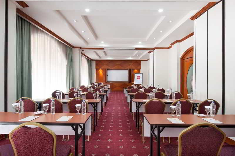 Arcadia Hotel Surabaya fotoÄŸrafÄ±