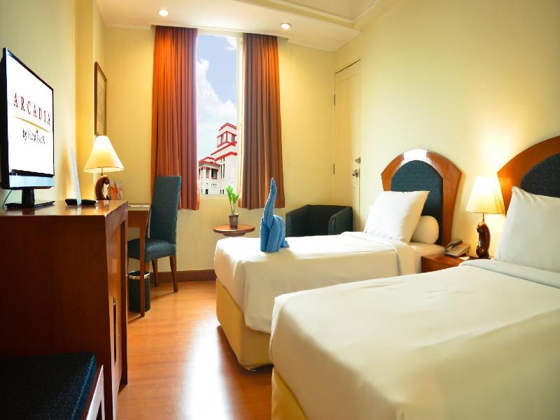 Arcadia Hotel Surabaya - Oda
