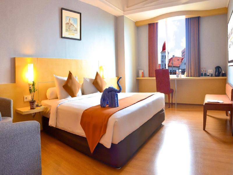 Arcadia Hotel Surabaya - Oda