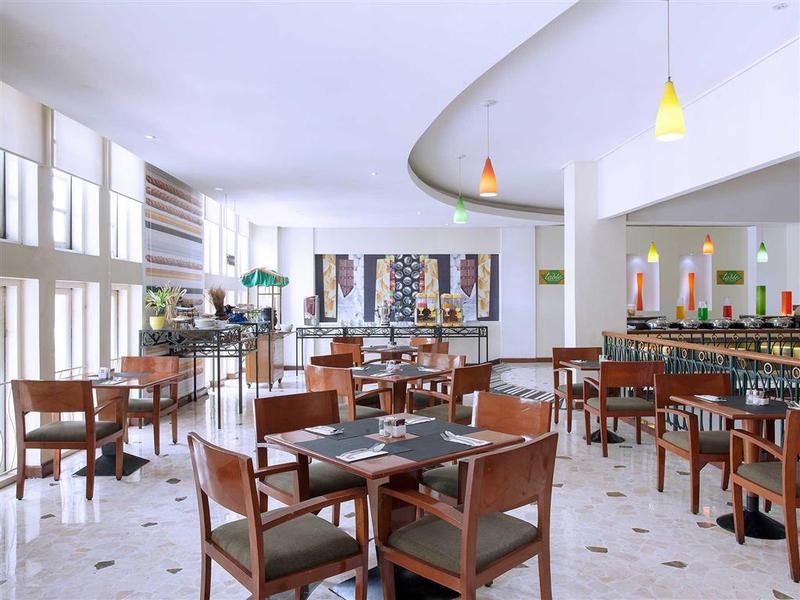 Arcadia Hotel Surabaya - Restoran
