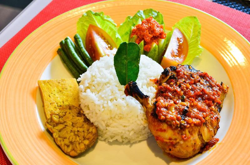 Horison Arcadia Wahid Hasyim - Restoran