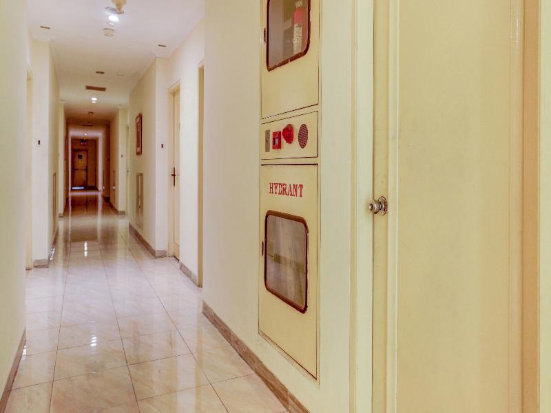 Townhouse OAK Hotel Grand Cikarang - Lobi