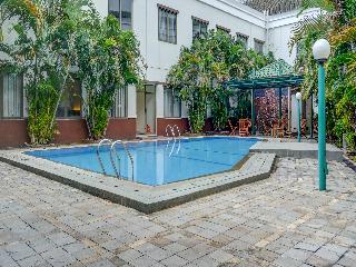 Townhouse OAK Hotel Grand Cikarang fotoÄŸrafÄ±