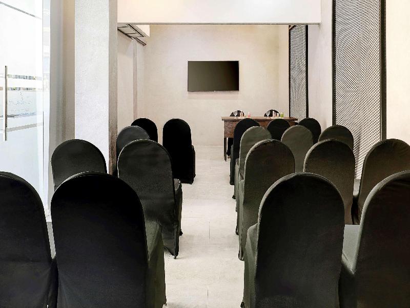 Hotel Sekitar - Toplantı