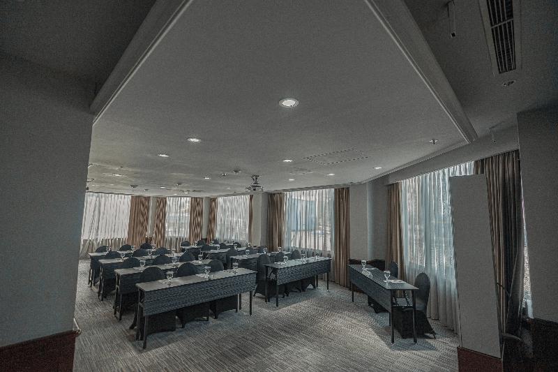 KIMAYA Slipi Jakarta By HARRIS - Toplantı