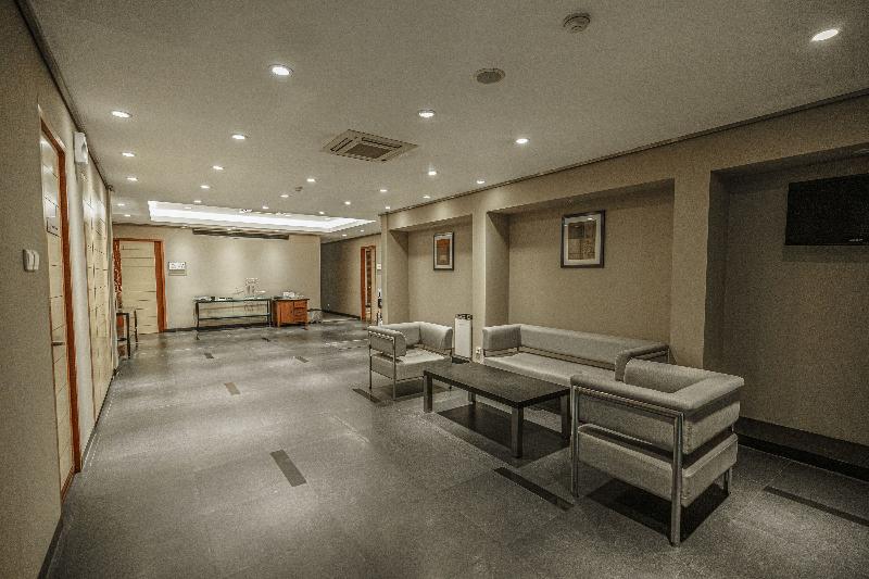 KIMAYA Slipi Jakarta By HARRIS - Toplantı